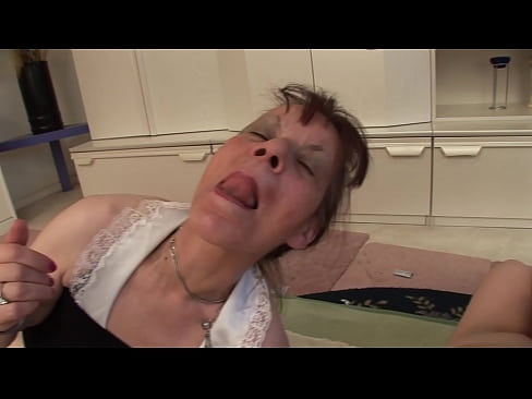 ❤️ Dos abuelas y un abuelo hacen un trío ❤❌ Video de porno de calidad en es.passionateembracespotlight.ru ❌️